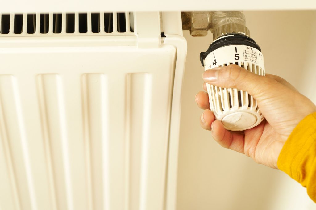 Comment changer un robinet de radiateur sans tout inonder ?
